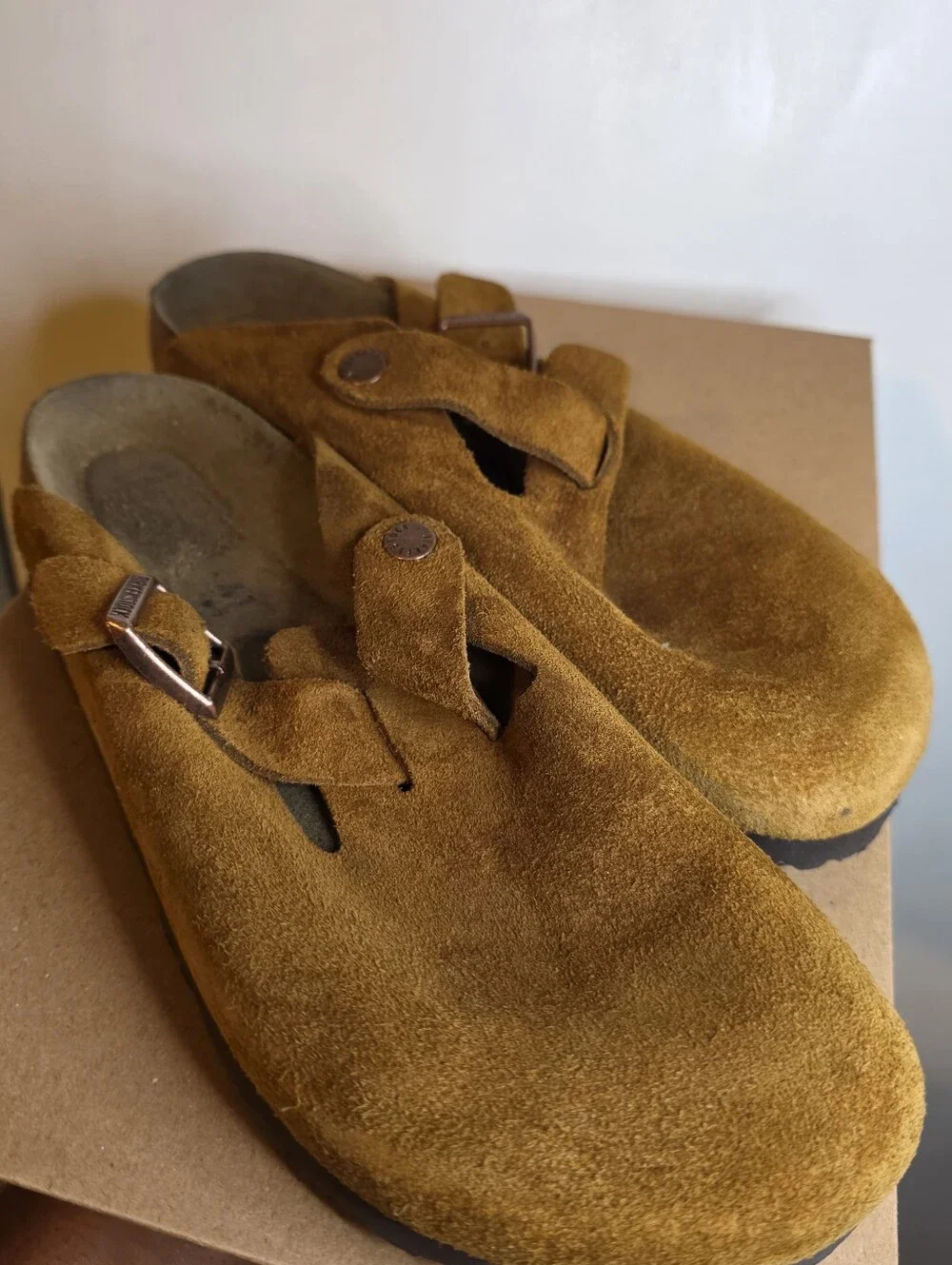 Birkenstock Men Closed Toes Suede Sandals